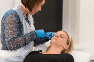Chin and Jaw Profile with Volux Training Course with Cosmetic Courses (1)