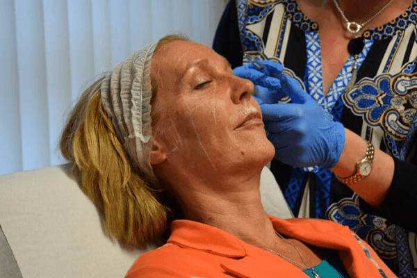 Non-Surgical facelift Training Course with Cosmetic Courses (1)