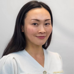 Tracy Xu Aesthetic Doctor and trainer with Cosmetic Courses